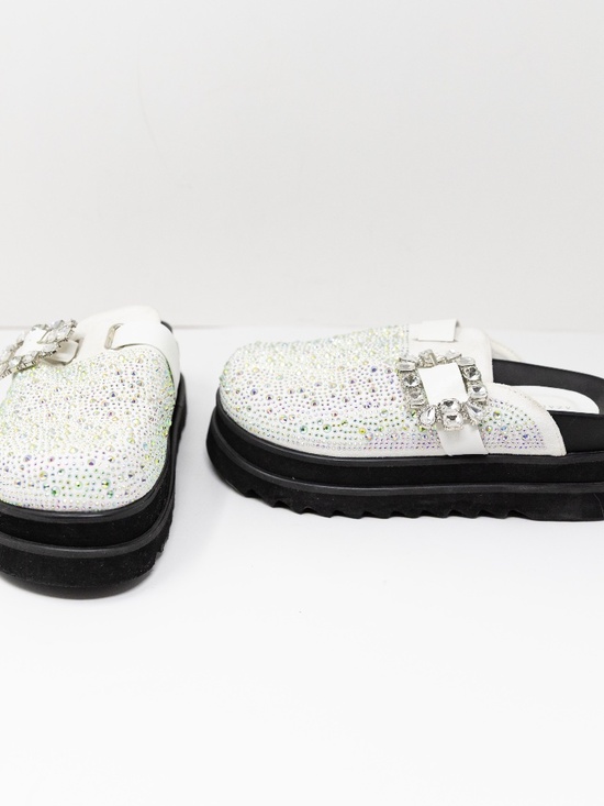 NEW Azalea Wang Desdemona Rhinestone Crystal Embellished Slip On Flats White 6